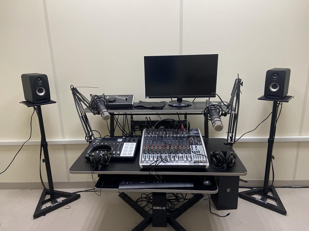 Radio broadcasting film studios